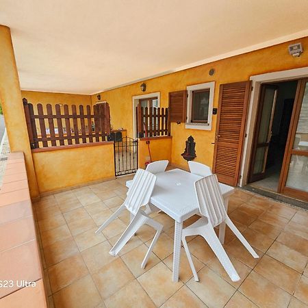 Residence Il Vento E Il Mare Palau Bagian luar foto