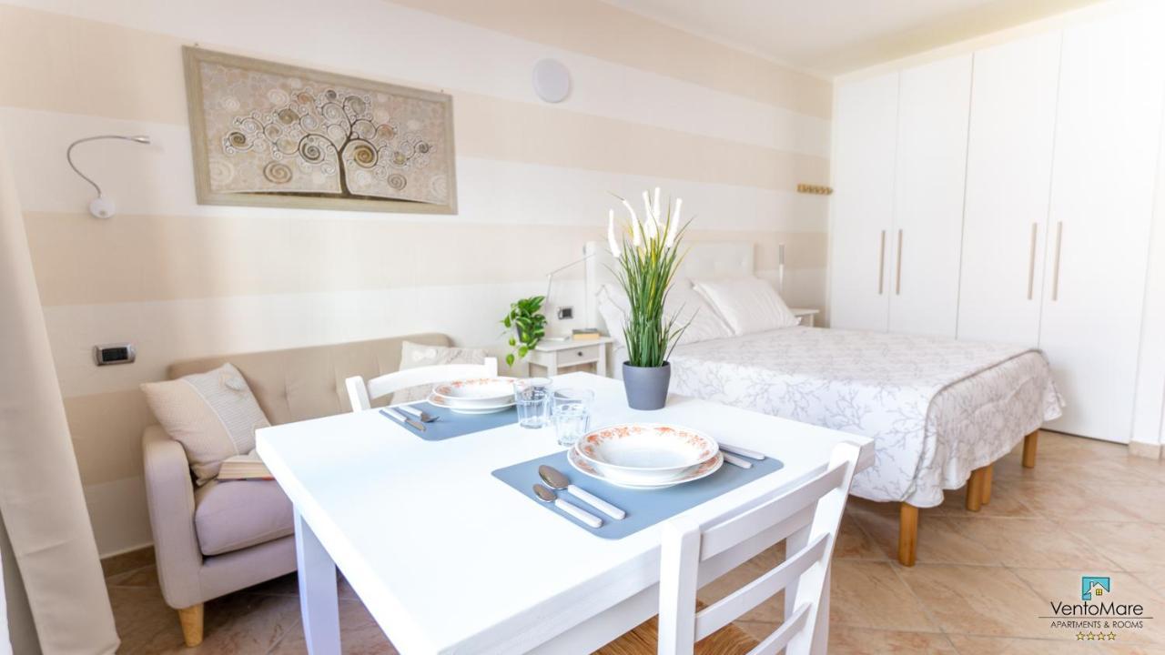 Residence Il Vento E Il Mare Palau Bagian luar foto