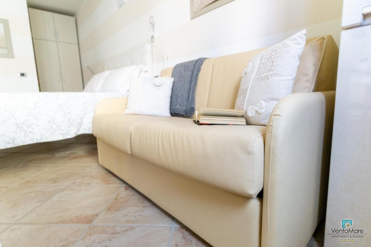 Residence Il Vento E Il Mare Palau Bagian luar foto