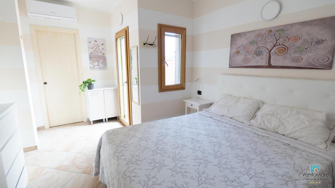 Residence Il Vento E Il Mare Palau Bagian luar foto