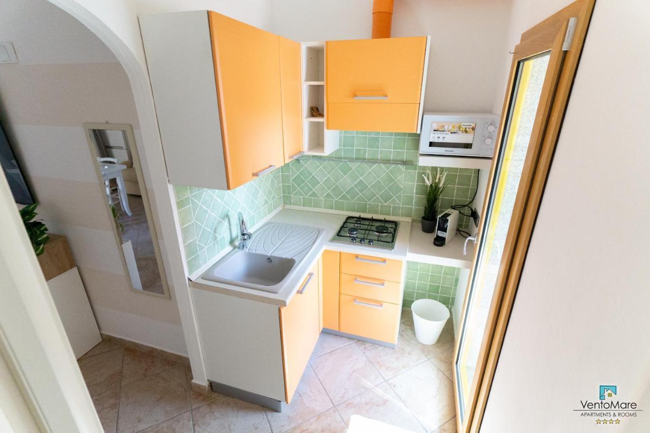 Residence Il Vento E Il Mare Palau Bagian luar foto